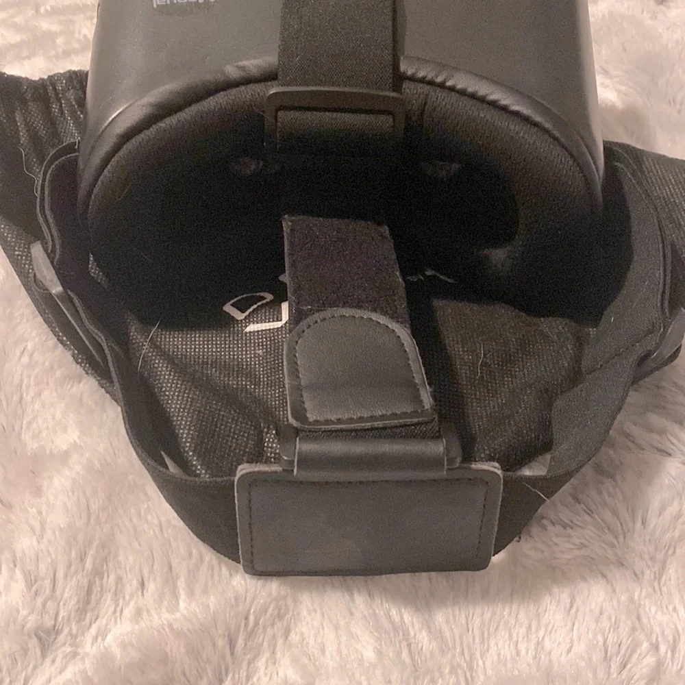 VR set.